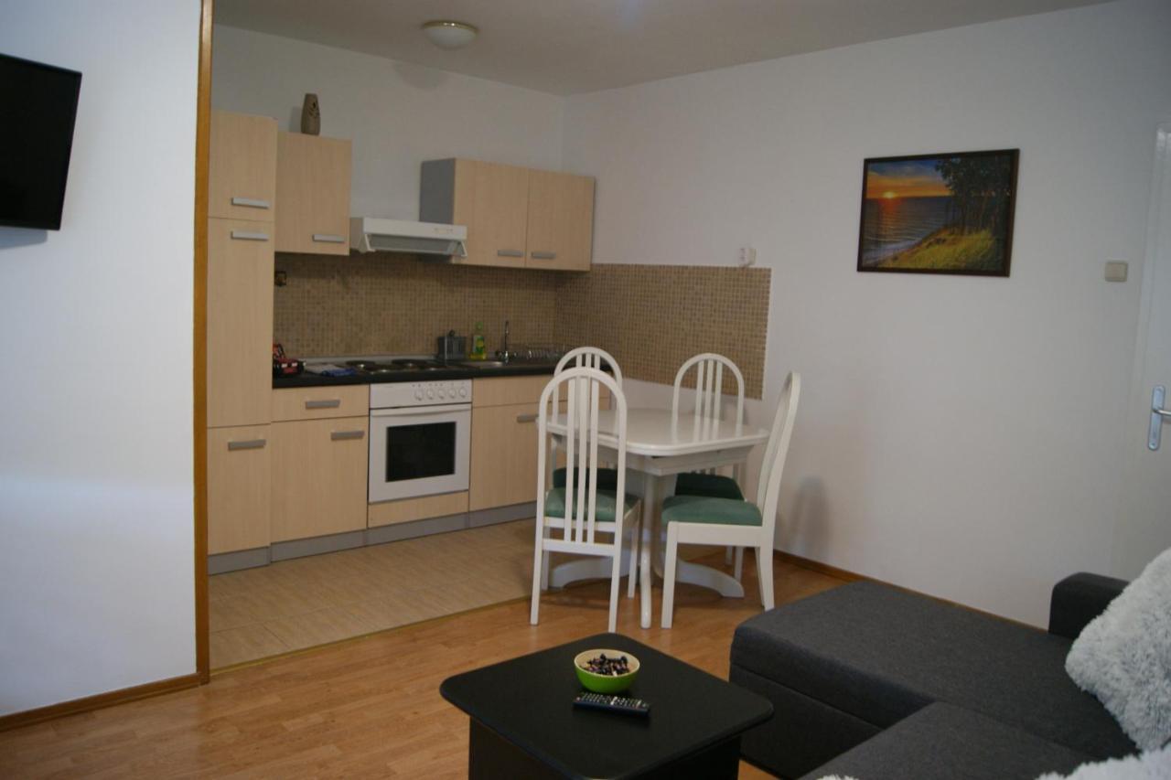 Apartment Lynx Кореница Экстерьер фото