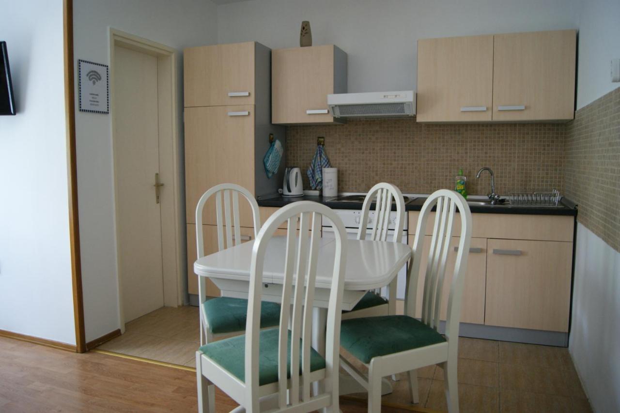 Apartment Lynx Кореница Экстерьер фото